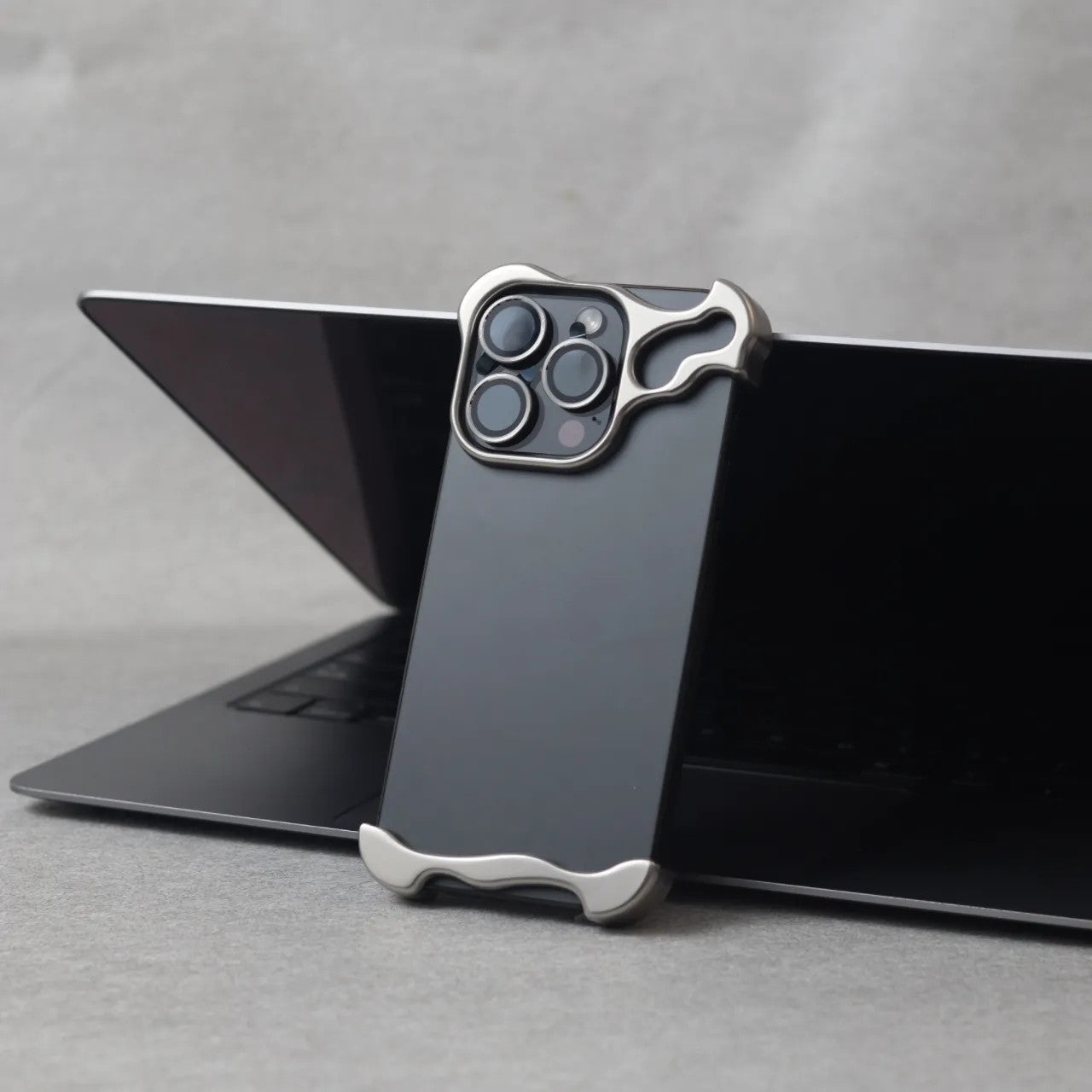 Zinc Alloy Suitable For 15romax Phone Cases by Core Cases