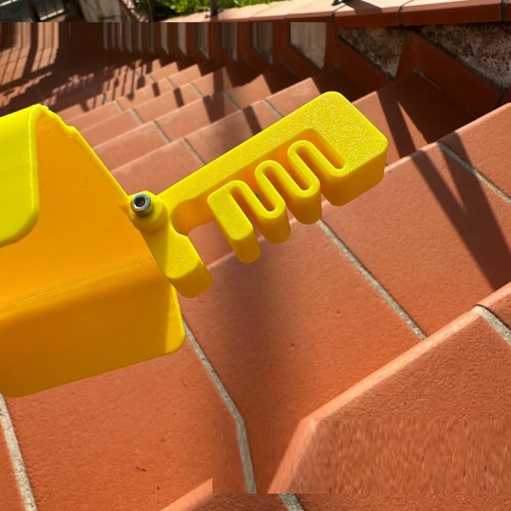 Creative Beachpool Phone Sunshade Phone Holder by Core Cases